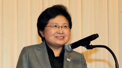 ＂정현백 장관, 성추행당한 여교수에 ′덮자′ 했다＂…정 장관 반박 | 네이트 TV
